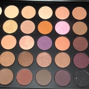 Morphe Eyeshadow Palette - Warm Neutrals and Pops of Pink